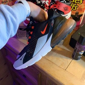 Nike Air Max 270